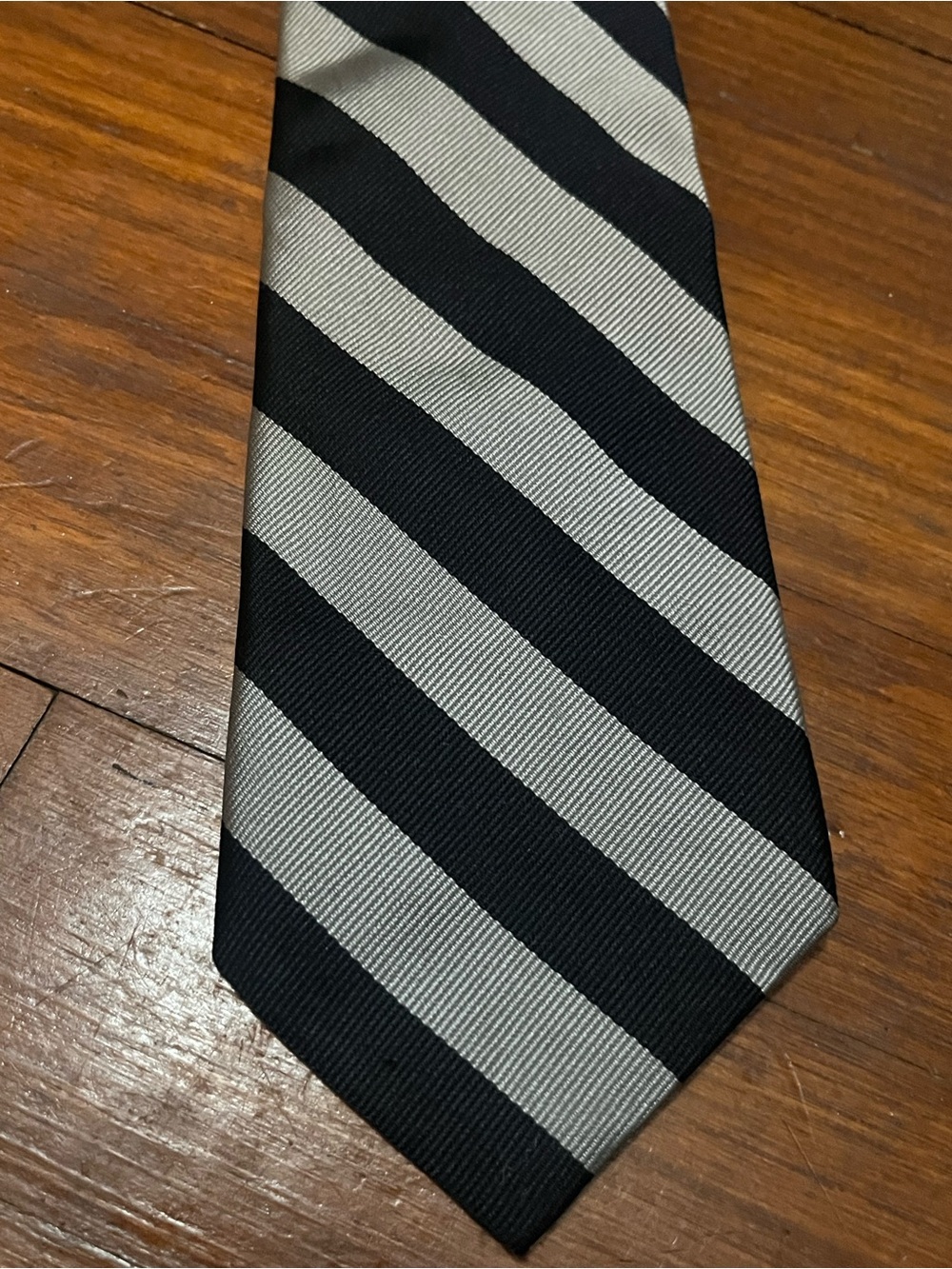 Vintage Christopher’s Clothiers Silk Tie Navy Silver Striped Cleveland Ohio